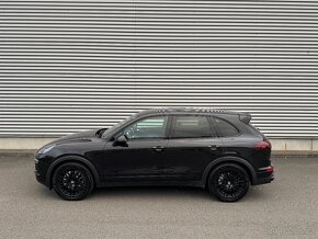 Porsche Cayenne Diesel V8 4.2TDI - 4
