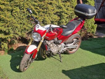 Honda CB 600F Hornet + spousta doplňků - 4