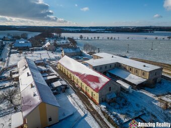 Prodei komerční nemovitosti v obci Zvěstovice. - 4