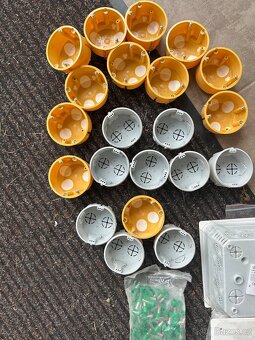 Elektromaterial nové - 4