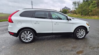 Volvo XC60 2.4D   4x4 - 4