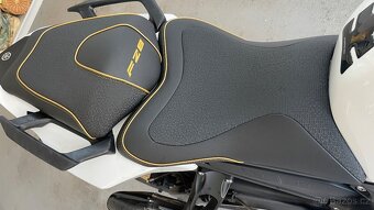 YAMAHA FZ8 - 4