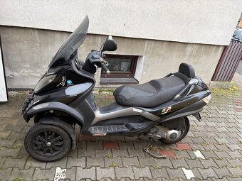 Piaggio mp3 250ie - 4
