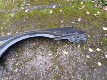 Pravý a levý blatník na Ford Mondeo mk3 - 4