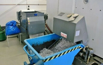 CNC obráběcí centrum STAMA MC 326S - 4