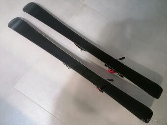 Prodám lyže Atomic race. Velikost 110cm. - 4