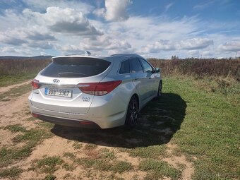Hyundai i40 1.7 crdi Experience + PREMIUM paket - 4
