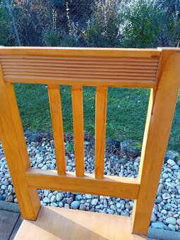 Staré kuchyňské dřevěné židle - 4