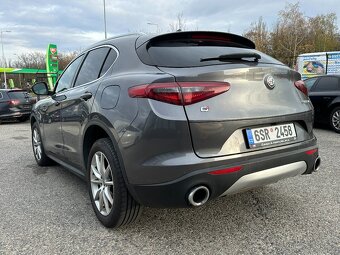 Alfa Romeo Stelvio 2018 - 4