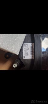 Prodám přední světlomet Renault Kadjar - 4