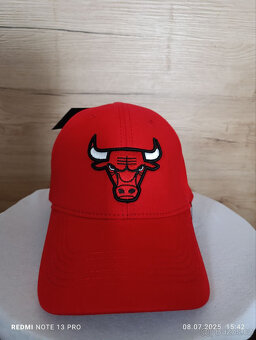 Chicago Bulls - 4
