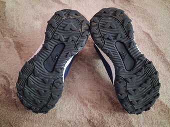 Trekové boty Adidas vel. 35,5 - 4