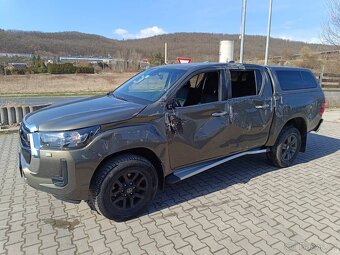 Toyota Hilux 4x4 - 4