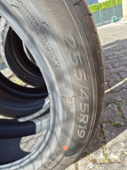 Letni Pneu Hankook Ventus S1 evo3 EV - 4