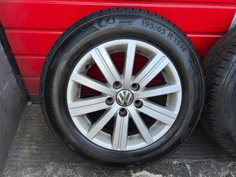 Original ALU kola VW WELLINGTON 15" 6J ET50 letní 195/65/R1 - 4