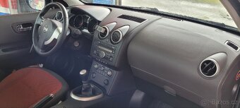 Nissan Qashqai benzín 2.0, najeto 101tkm, první majitel - 4