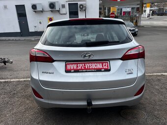 Hyundai i30 1.6CRDi • 81kw • 5/2015 • 1.Majitel • CEBIA - 4