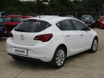 Opel Astra 1.6 i , 85 kW benzín, 2014 - 4