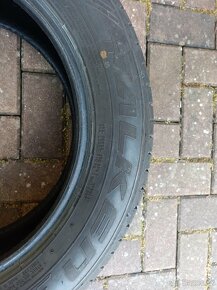 Zánovní letní pneu Falken 215/60 R17 - 4