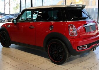 Mini Cooper S 135kW Manual benzín - 4