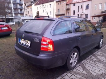 Škoda octavia combi II, benzín 1.6.FSI, rok 2006 - 4