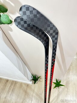 ✅ HRANÉ HOKEJKY - BAUER BORON 5 PROTOR - RED - P28 - 82 F ✅ - 4