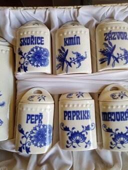 Starožitný porcelánový set - 4