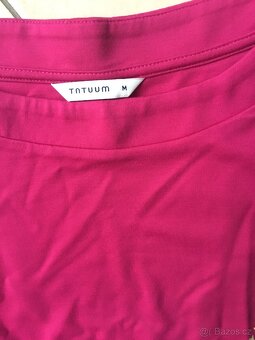Šaty Tatuum s motivem velikost M - 4