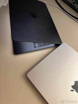 Apple Macbook Air, M4 / 13" / 16 / 256 - 4