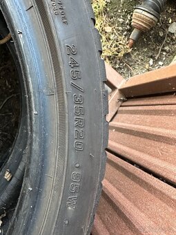 Pneu R20 dvourozměrné - 4