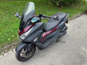 Honda Forza 125 - 4