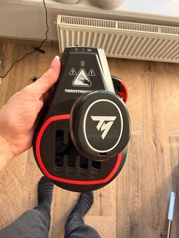 Volant Thrustmaster T150 Ferrari Edition pedály páka - 4