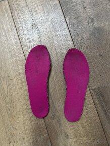 Turistické kotníčkové boty Queschua, voděodolné, vel. 32 - 4