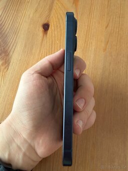 Apple iPhone 15pro 256 GB modrý titan - 4