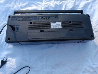 Prodám radiomagnetofon Telefunken PCR 33 TWIN - 4