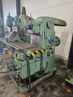 Frézka univerzální FA4U  GO 1996   top stav - 4