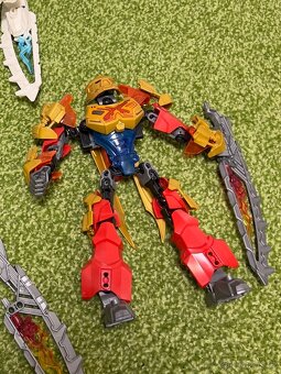 Lego Hero Factory / Bionicle - 4