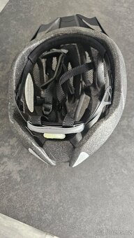 Cyklistická helma vel. L/XL - 4