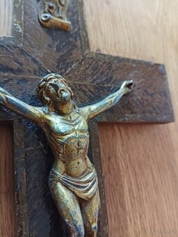 STAROŽITNÝ DŘEVĚNÝ KŘÍŽ S CÍNOVÝM KRISTEM NA KŘÍŽI - FRANCIE - 4