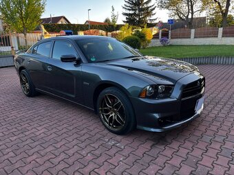 Dodge Charger 2014 100th Anniversary Edition 5,7i Hemi - 4