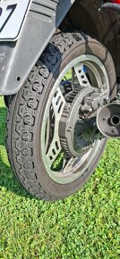 Honda CBX 550 F - 4