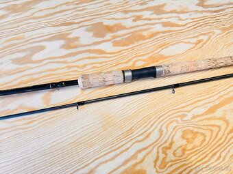 PŘÍVLAČOVÝ PRUT SHIMANO BEAST MASTER DX S.D.R. / 2,70 m / 10 - 4