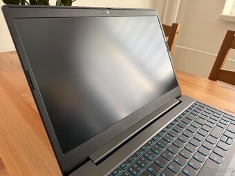 Lenovo IdeaPad L340 Gaming – i5, GTX 1650, 16 GB RAM, 1.14 T - 4