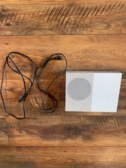 Xbox one S 512gb - 4