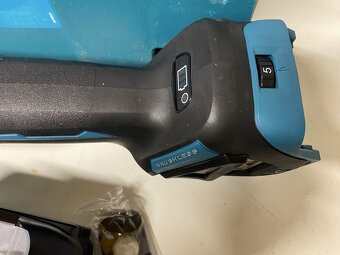 Nová Aku úhlová bruska Makita DGA513RT3J - SET - 4