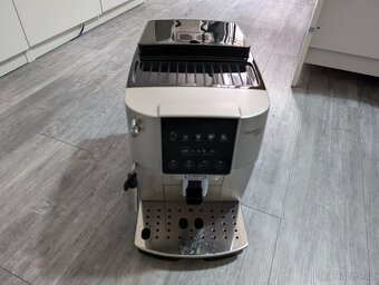 Automatický kávovar DeLonghi ECAM 220.31.SB Magnifica Start - 4