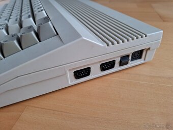 Copmmodore C64 C + originální obal - 4