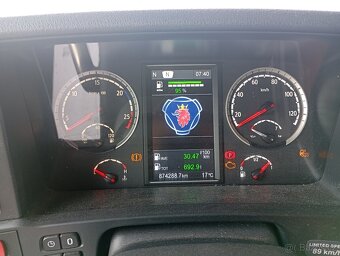 prodám tahač Scania  R450 rv.2015 lowedeck - 4