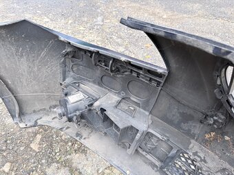 BMW e61 přední nárazník - 4