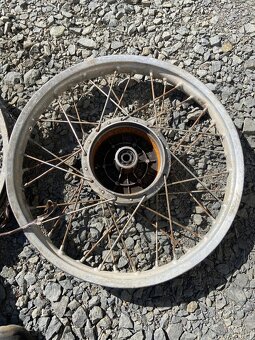 Kola jawa pionyr - 4